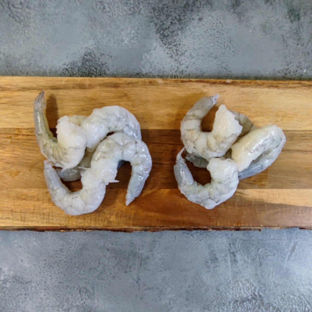 Large Jumbo Prawns Raw Peeled Deveined 8-12 - Seafood Direct UK